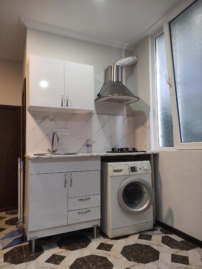 Hello 2 Apartment Tbilisi Exterior photo