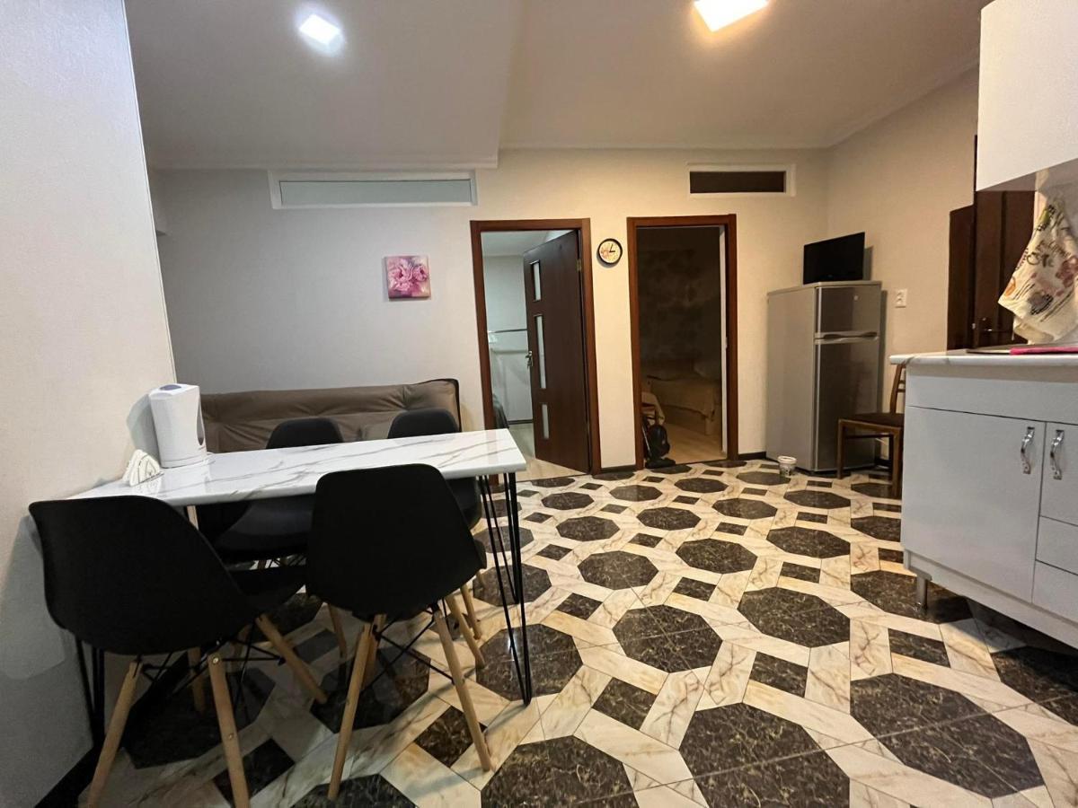 Hello 2 Apartment Tbilisi Exterior photo